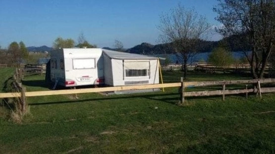                         Piękny przedsionek robiony na zamówienie 908 cm po rozłożeniu ma 8 m długości dodatkowe pomieszczenia - zdjęcie 3
                        