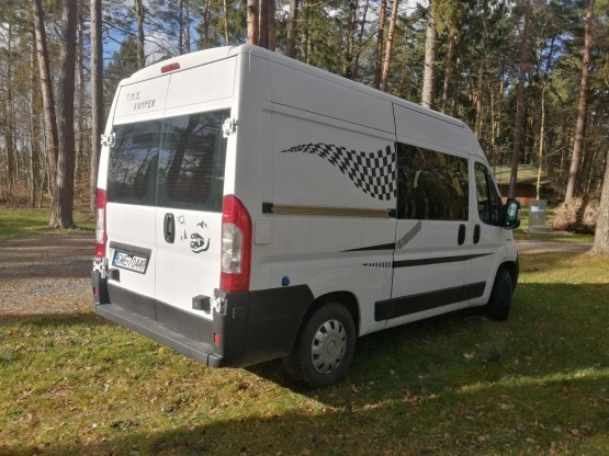                         Kamper Peugeot Boxer - zdjęcie 3
                        
