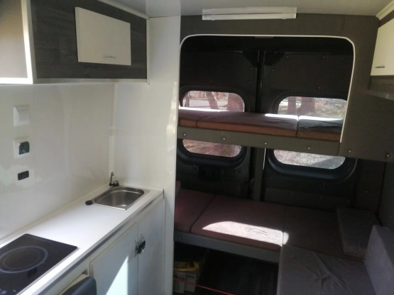                         Kamper Peugeot Boxer - zdjęcie 5
                        