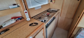                         Sprzedam kultowego kampera FIAT Ducato ARCA ZF290  - zdjęcie 9
                        