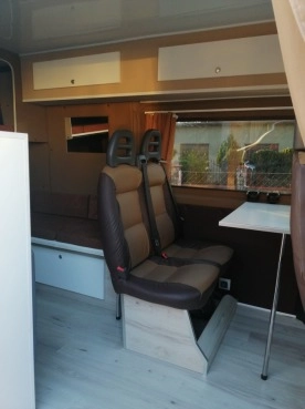                         Kamper Citroen Jumper - zdjęcie 2
                        