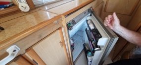                         Sprzedam kultowego kampera FIAT Ducato ARCA ZF290  - zdjęcie 5
                        