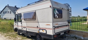                         Sprzedam kultowego kampera FIAT Ducato ARCA ZF290  - zdjęcie 3
                        