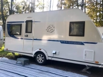                         Knaus Model Sport 450 FU Silver DMC 1300kg  - zdjęcie 1
                        