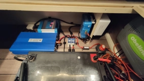                         Knaus Model Sport 450 FU Silver DMC 1300kg  - zdjęcie 15
                        