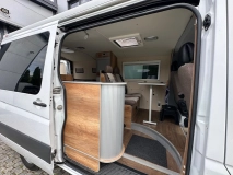                         Mercedes Sprinter WaldiCamp - zdjęcie 8
                        