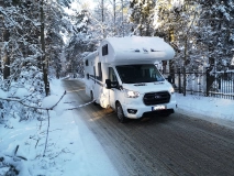                         Rimor Kilig 50;  6osobowy; zimowy; doposażony; Ford Transit 155 KM Automat – Rok 2023 - zdjęcie 4
                        