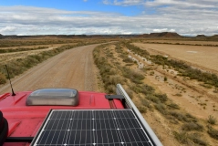                         Kamper Van - Opel Vivaro  - wysoki, zadbany, doposażony - zdjęcie 11
                        