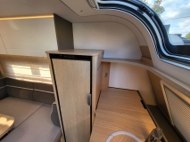                         LMC Videro 580 D - Wyjątkowa, luksusowa przyczepa dla 2 osób / Dealer LMC Keller Kamp / Nowa / Faktura VAT 23% - zdjęcie 29
                        