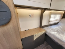                         LMC Videro 580 D - Wyjątkowa, luksusowa przyczepa dla 2 osób / Dealer LMC Keller Kamp / Nowa / Faktura VAT 23% - zdjęcie 25
                        