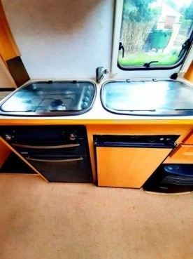                         Przyczepa kempingowa Elddis Avante - zdjęcie 31
                        