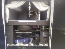                         KamperVan z kabiną prysznicową  - zdjęcie 10
                        