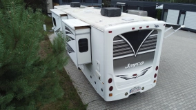                         Kamper amerykański Jayco Precept 36T 2017 Ford F53 - zdjęcie 5
                        
