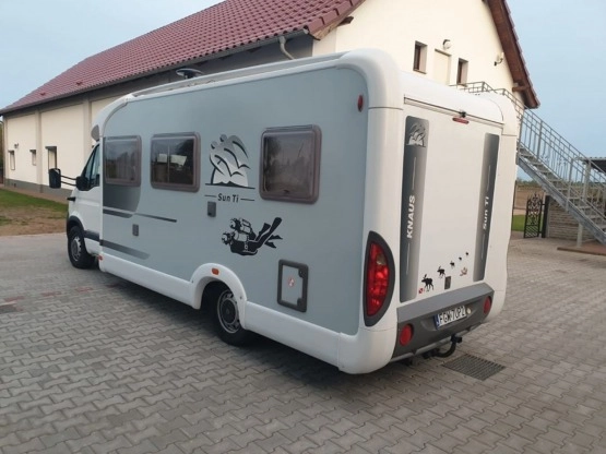                         Samochód kempingowy Renault Master 2009 rok - zdjęcie 2
                        