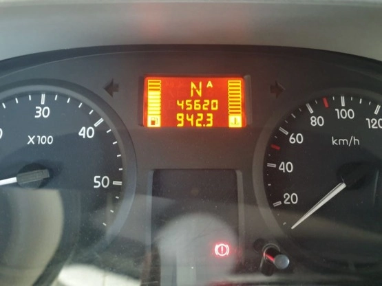                         Samochód kempingowy Renault Master 2009 rok - zdjęcie 7
                        