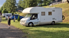                         Kamper Alkowa Ford Transit Ahorn Camp  Rimor - zdjęcie 3
                        