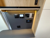                         Kamper Hawk Grand Horizon nowy model 25/26 Ford Transit  - zdjęcie 11
                        