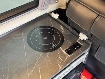                         Volkswagen T6 4MOTION Long Camper | 5 osób | FULL opcja - zdjęcie 19
                        