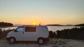                         T4 samowystarczalny  CamperVan  - zdjęcie 3
                        