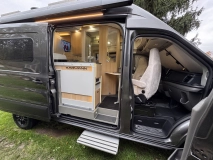                         Ford Transit MK9 AWD Kamper Wyprawowy 4x4 Karmann Dexter 570 Randger - zdjęcie 11
                        