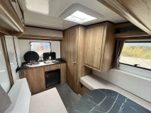                         Niewiadów NTL-Sport, model 2025, z toaletą i prysznicem - DMC 750 - zdjęcie 9
                        