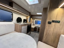                         Niewiadów N-Cross3 UŻYWANY 2025 JAK NOWY! Pełne wyposażenie! DMC 950! - zdjęcie 11
                        