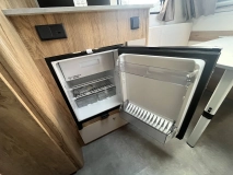                         Niewiadów NEW SPORT 4 osobowa, model 2025, z toaletą i prysznicem - DMC 750 - zdjęcie 15
                        