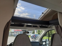                         Challenger 380 5-osobowy - zdjęcie 8
                        