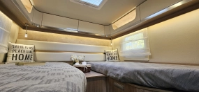                         ZIMOWY PODWÓJNA PODŁOGA ogrzewanie Truma 6EH 4 osobowa! - zdjęcie 12
                        