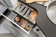                         McLouis MC4 373 - 5 osobowa półintegra / Automat / 745 cm - zdjęcie 12
                        