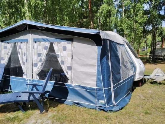                         Przyczepa kempingowa Sprite Super 490 - 2005 r. z przedsionkiem, zarejestrowana, kompletnie wyposażona - zdjęcie 10
                        