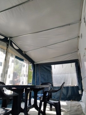                         Przyczepa kempingowa Sprite Super 490 - 2005 r. z przedsionkiem, zarejestrowana, kompletnie wyposażona - zdjęcie 13
                        