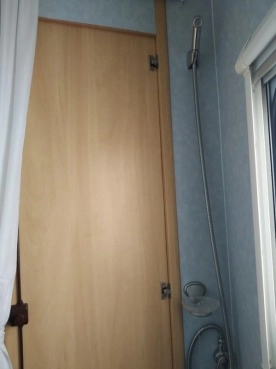                         Przyczepa kempingowa Sprite Super 490 - 2005 r. z przedsionkiem, zarejestrowana, kompletnie wyposażona - zdjęcie 15
                        