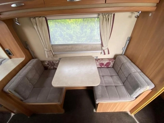                         Przyczepa kempingowa Archway - zdjęcie 13
                        