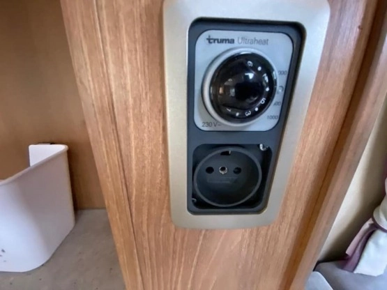                         Przyczepa kempingowa Archway - zdjęcie 15
                        