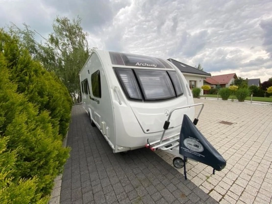                         Przyczepa kempingowa Archway - zdjęcie 4
                        