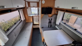                         Ford Transit Rimor Katamarano 2 – Kamper Alkowa 2006 / 140 KM / Gotowy do podróży - zdjęcie 13
                        