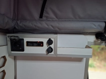                         Kamper wyprawowy Toyota Hilux 4x4  - zdjęcie 13
                        