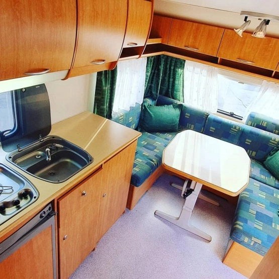                         Knaus Eifelland 4-5 osobowa. Garażowana, 1 właściciel, idealna - zdjęcie 7
                        