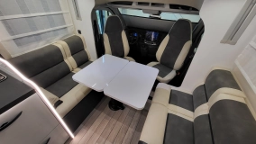                         McLouis MC4 381 - 4 osobowa półintegra / Automat / 745 cm / Face2Face / Łóżko Królewskie / Zimowy / Aktywny tempomat  - zdjęcie 17
                        