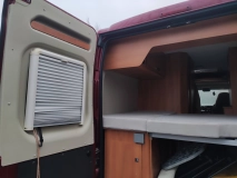                         KamperVan GlobeCar Jumper 2.2 140KM 2019r. - zdjęcie 20
                        