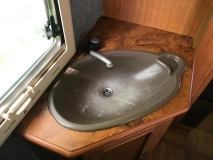                         Kamper zimowy Ffb Classic 660 indyvid Tabbert gwiazda filmów do kolekcji - zdjęcie 9
                        