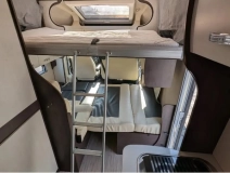                         Rodzinny kamper - zdjęcie 9
                        