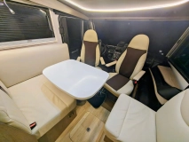                         Pełna integra Bavaria Pilote i700 - zdjęcie 10
                        