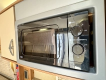                         Swift Conqueror 570 ALDE - zdjęcie 12
                        