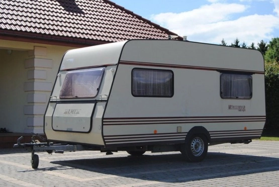                         LMC420 Stacjonarna! Idealna na działkę budowę camping! PRZEDSIONEK - zdjęcie 2
                        