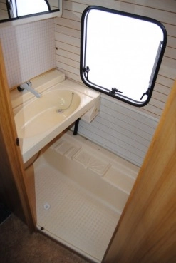                         LMC420 Stacjonarna! Idealna na działkę budowę camping! PRZEDSIONEK - zdjęcie 7
                        