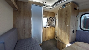                         Przyczepa kempingowa Niewiadów N126e z łazienką - zdjęcie 3
                        