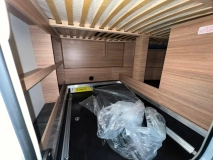                         Weinsberg CaraSuite 650 MF Ford Automat 5 os. 3.5t Wersja Zimowa - zdjęcie 16
                        