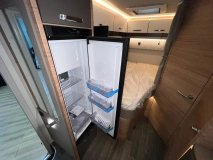                         Weinsberg CaraSuite 650 MF Ford Automat 5 os. 3.5t Wersja Zimowa - zdjęcie 12
                        